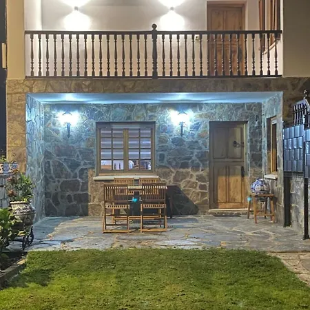 Laendliches Anwesen Mar Y Montana - Und Berge By Interhome