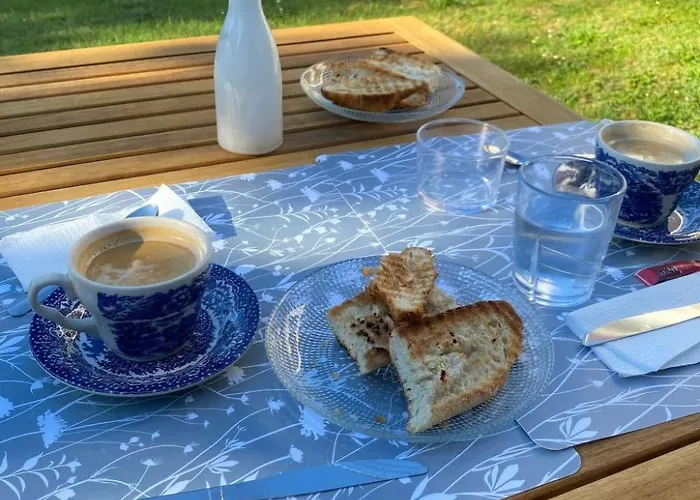 Laendliches Anwesen Mar Y Montana - Und Berge By Interhome *